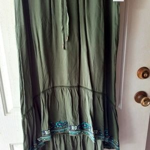 Time and True lady's green asymmetrical skirt wit embroidery size L